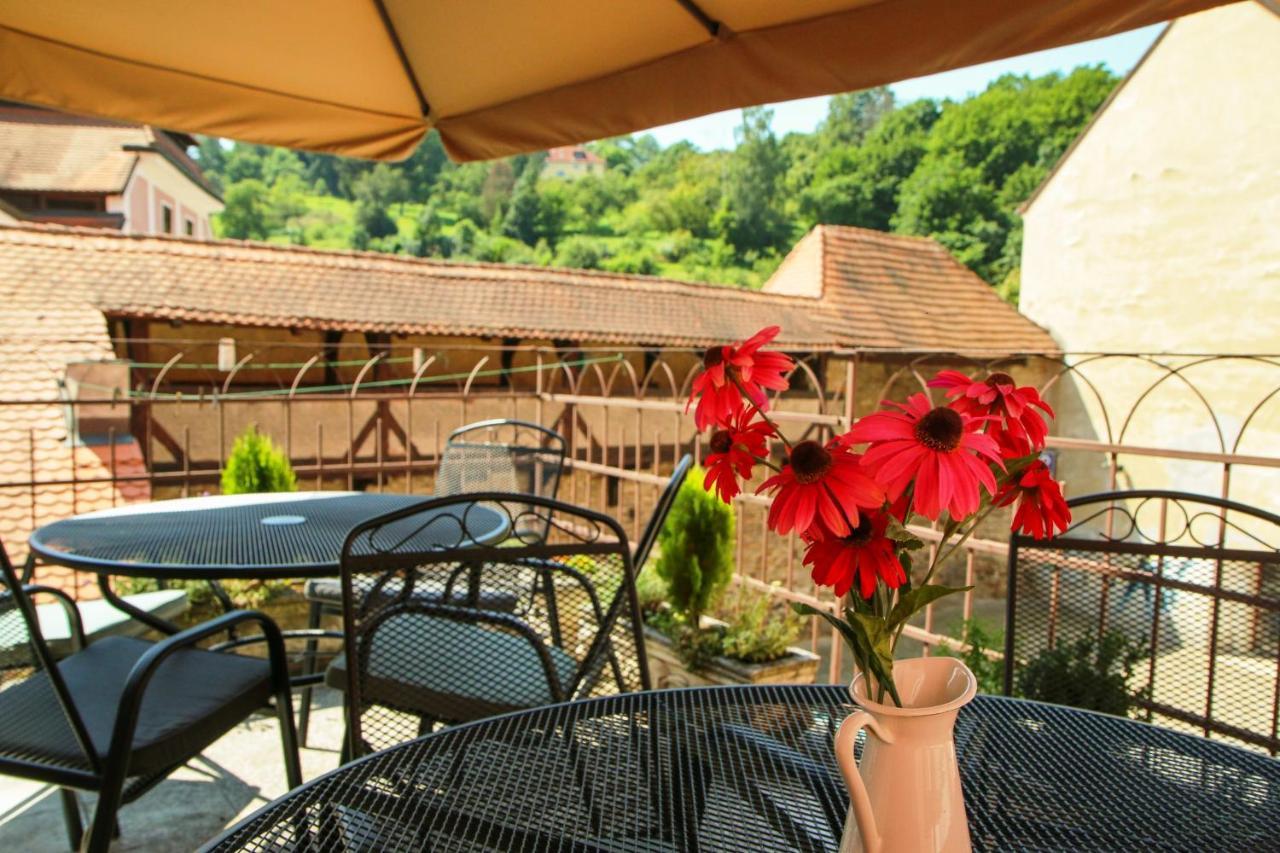 Český Krumlov Mini Hotel Abraka & Apartments מראה חיצוני תמונה