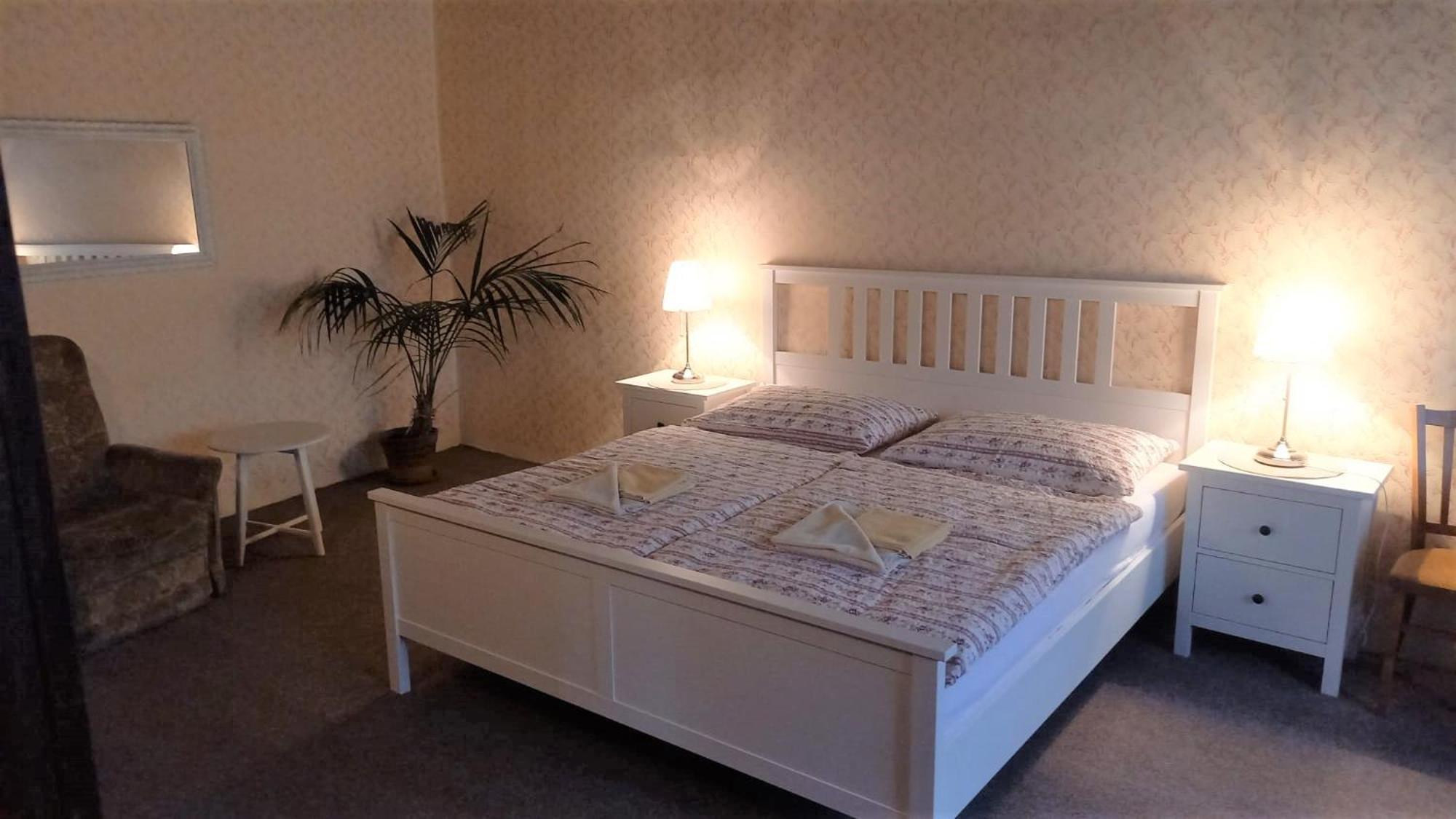 Český Krumlov Mini Hotel Abraka & Apartments מראה חיצוני תמונה