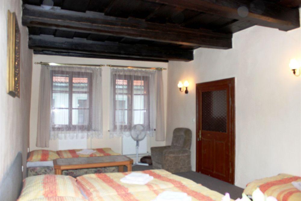 Český Krumlov Mini Hotel Abraka & Apartments מראה חיצוני תמונה